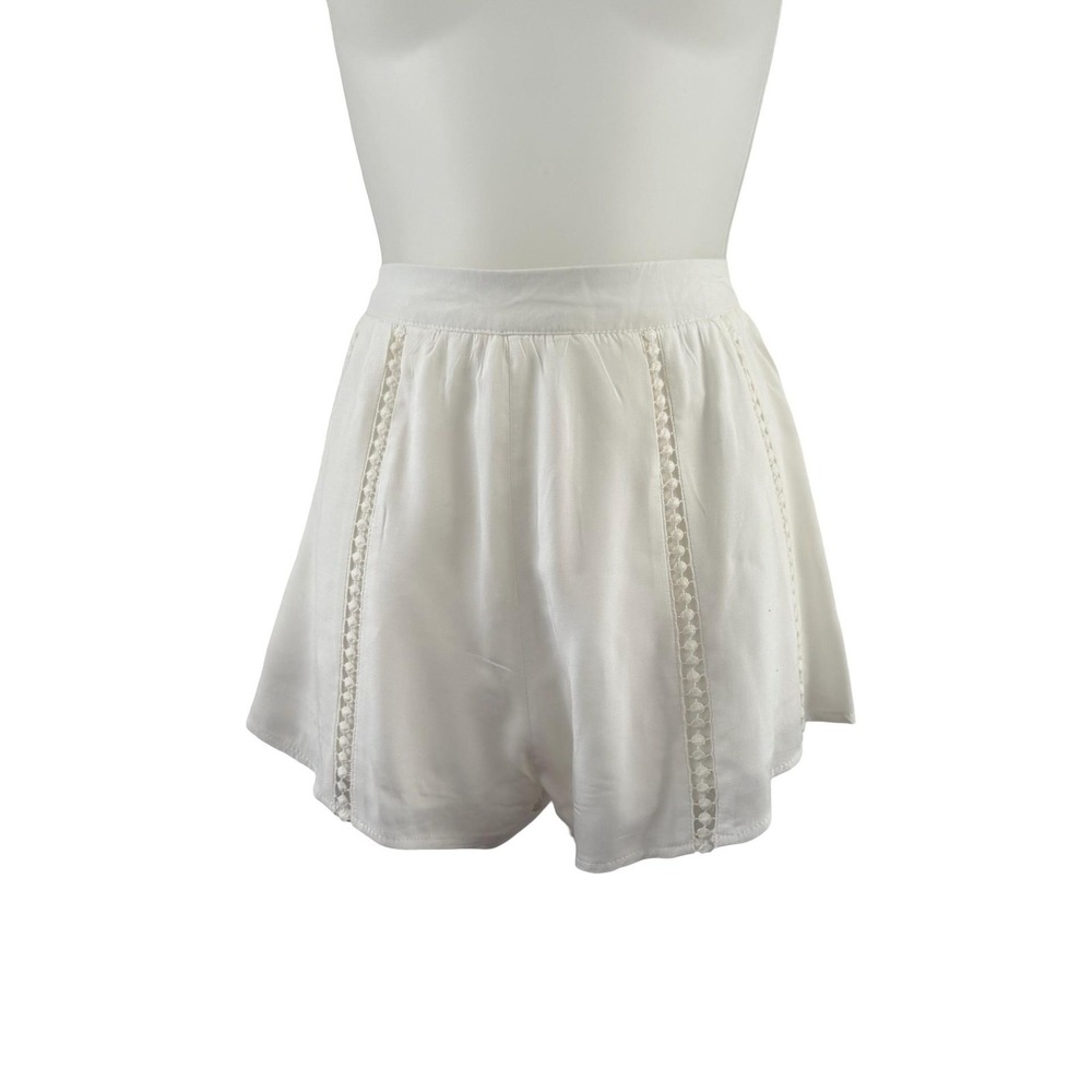 Tobi Culotte Shorts Womens L White Lace Trim Flowy Crepe Lined Boho Summer